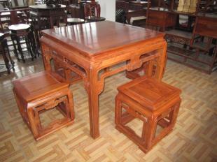 供应红木家具 花梨木博古方桌——典雅与实用的完美结合